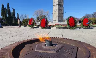 vpk-utes_den_kenigsberg-memorial_1200_gvardeizam-06