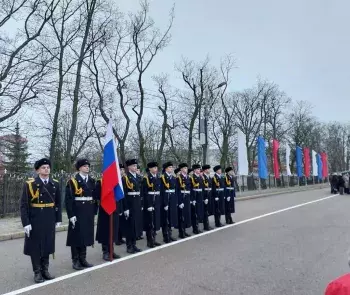 vpk_utes_memorial_den_geroev_parad